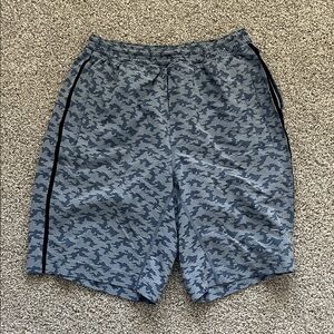 Men's Lululemon Blue Camo Pace Breaker Short 9" Size Medium